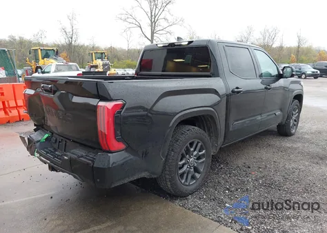2022 Toyota Tundra Platinum z USA, uszkodzony, nr VIN 5TFNA5DB4NX025817